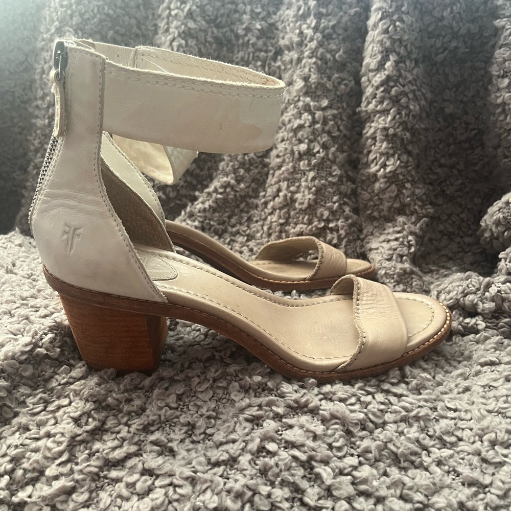 FRYE Women's Brielle Back-Zip Sandals - Picture 9 of 12